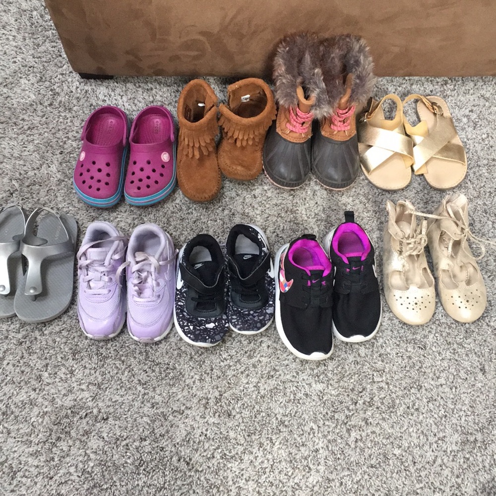 Lot of Size 8 and 9 girls shoes